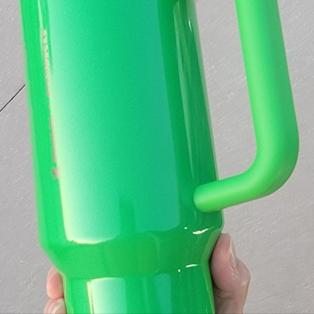 Stanley x Starbucks Target Exculsive 2025 PEARL GREEN 40oz Tumbler Quencher NWT - Picture 9 of 13